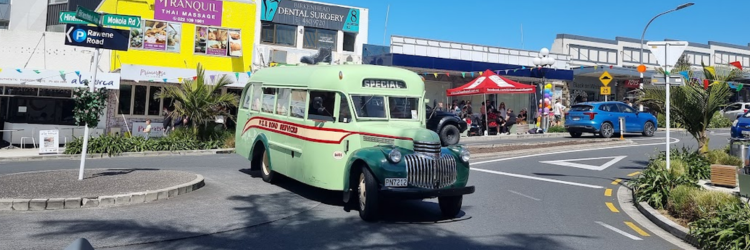 A sweet Bus ride Art Deco Treat & Free Guided Bus